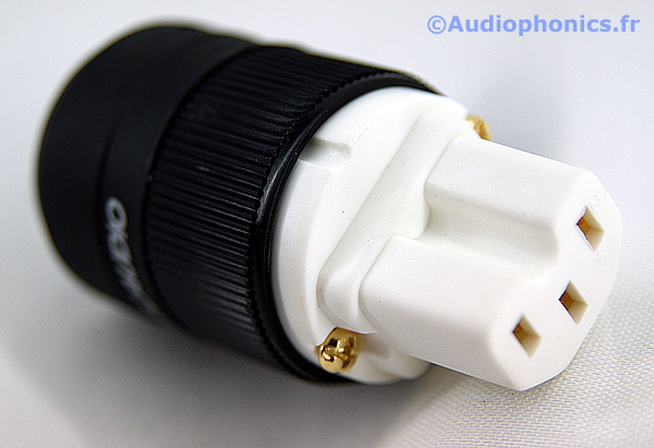 http://www.audiophonics.fr/images2/4733_ELECAUDIO_PI-22G_1.jpg