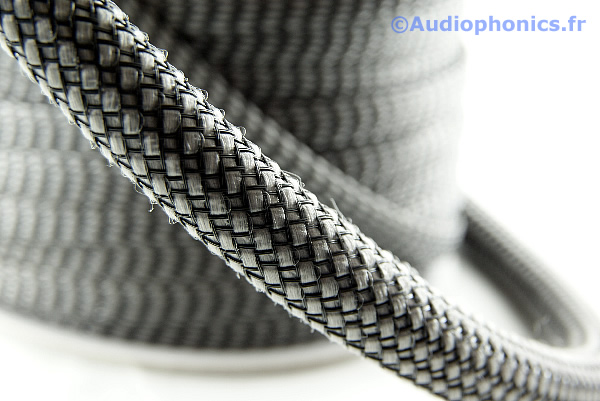 http://www.audiophonics.fr/images2/4912_GAINE_ELECAUDIO_SHADY-GRAPHITE_2.jpg