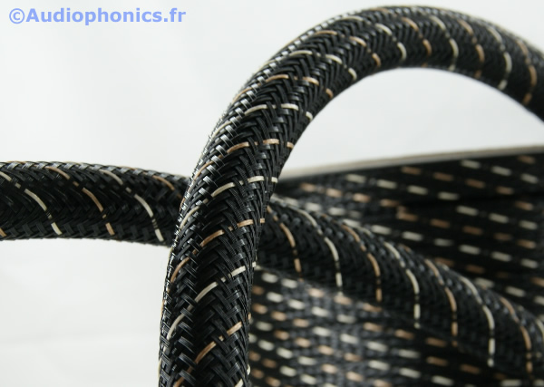 http://www.audiophonics.fr/images2/4916_GAINE_ELECAUDIO_GLOOMY-BROWN_2.jpg