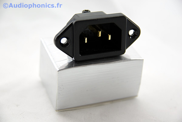 http://www.audiophonics.fr/images2/4925_ELECAUDIO-ES-3G_EMBASE-IEC_1.jpg