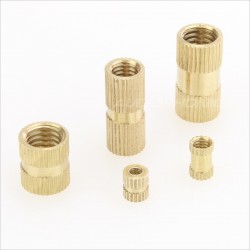 Insert en laiton pour bois filetage M3x6x5mm (Unité)