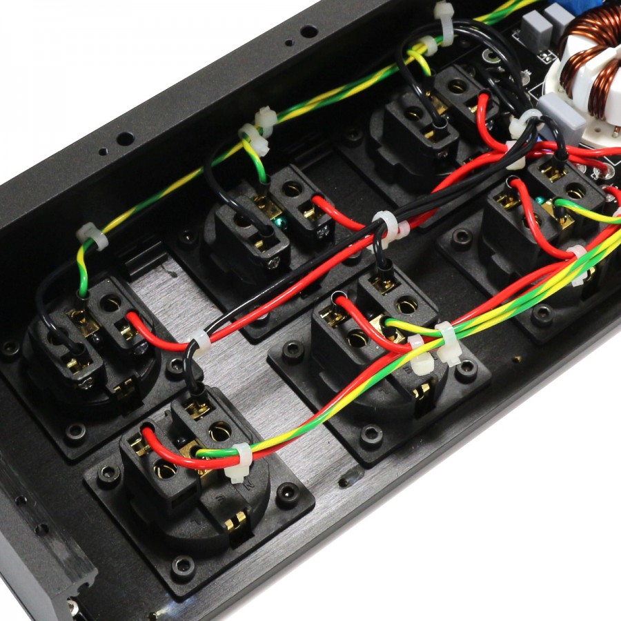 AUDIOPHONICS MPC6 V2 CLC Power distributor 6 ports Aluminum FURUTECH Black - Audiophonics