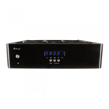 AUDIO-GD R-7HE DAC Symétrique R2R I2S HDMI Amanero 32bit 384kHz DSD512 Regenerative Power Supply