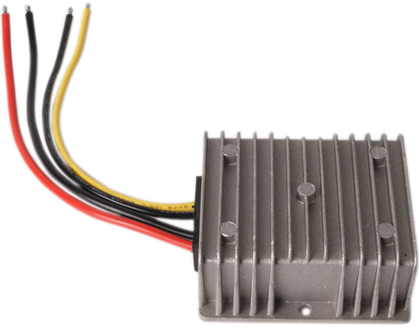 CONVERTISSEUR 24V/12V 8A