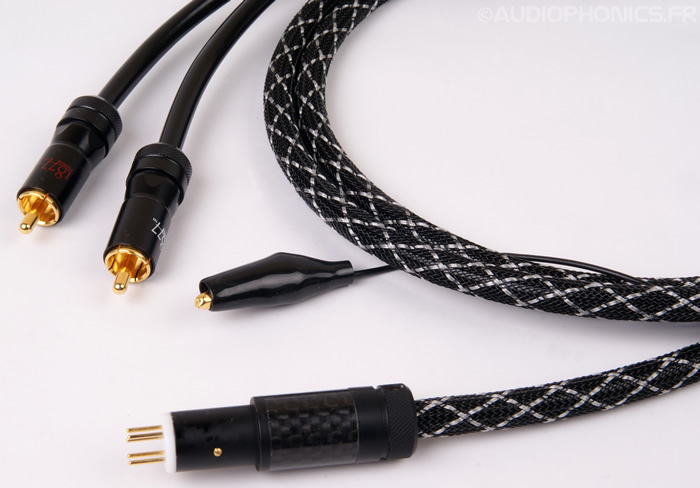 https://www.audiophonics.fr/images2/8230/8230_1877phono_cable_spirit_carbon_st_1.jpg