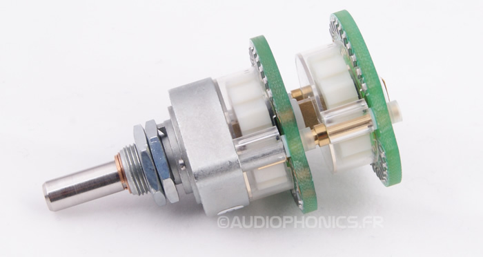 https://www.audiophonics.fr/images2/8510/8510_elma_potentiometre_2poles_1.jpg