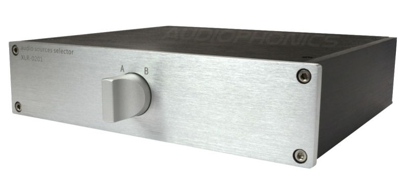 thumbnail image 2 of SOLUPEAK XLR Balanced Cable Switch – 3-in-1-Out Audio Switcher (X31) 2 of 5