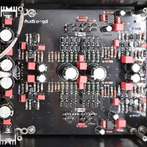 Audio-GD R7 étage de sortie analogique discret