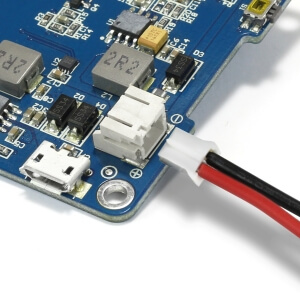 Battery Raspberry Pi with overload and discharge safety