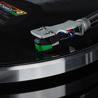 Photo of Audio-Technica AT-VM95E cartridge