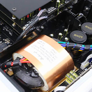 Audio-GD R-1 MK3 :Alimentation