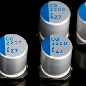 Aune S18 EVO : Capacitors