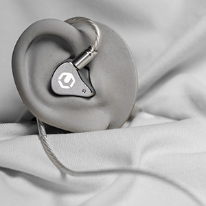 CrinEar Reference : On a synthetic ear