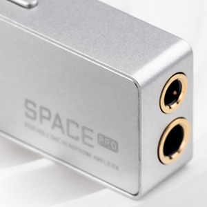 Tanchjim Space Pro : Sortie jack 3.5mm et 4.4mm