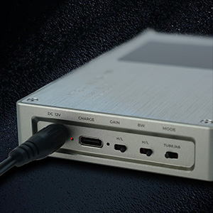 iBasso PB6 Macaw : alimentation externe