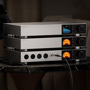Photo d'une combinaison entre Topping Pre900, Topping D900 et Topping A900