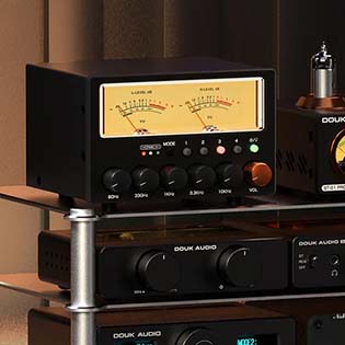 DOUK AUDIO D5 : &eacute;galiseur analogique 5 bandes avec mode bypass