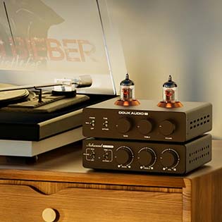 DOUK AUDIO P7 : Pr&eacute;amplificateur phono MM et entr&eacute;e ligne RCA