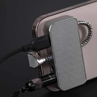 DD HIFI TC44GRIP: Simultaneous Listening and Charging
