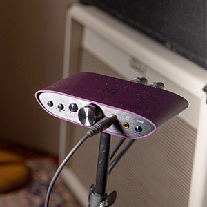 IFI AUDIO ZEN CAN STUDIO: Front view