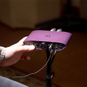 IFI AUDIO ZEN CAN STUDIO: Front view