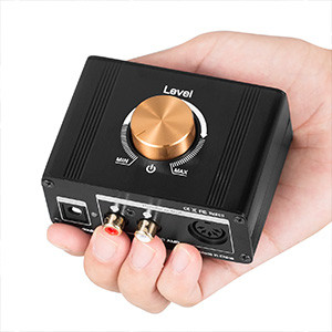 DOUK AUDIO L1: In a hand